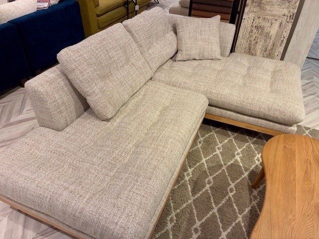 北欧デザインカウチソファ